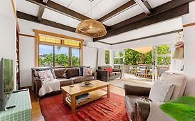 Cabbage Tree Cottage